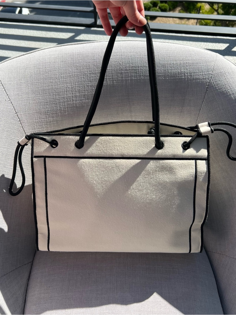 Fendi Large Roma Lea Tote Bag - Picture 5 of 13
